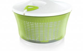 Colorée, l'essoreuse à salade Leifheit ComfortLine 23200 nous a séduit