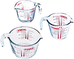 Un vrai lotde Verre Doseur Pyrex