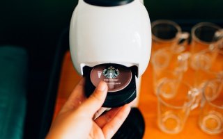 Où mettre sa capsule dans la cafetière à capsules ?